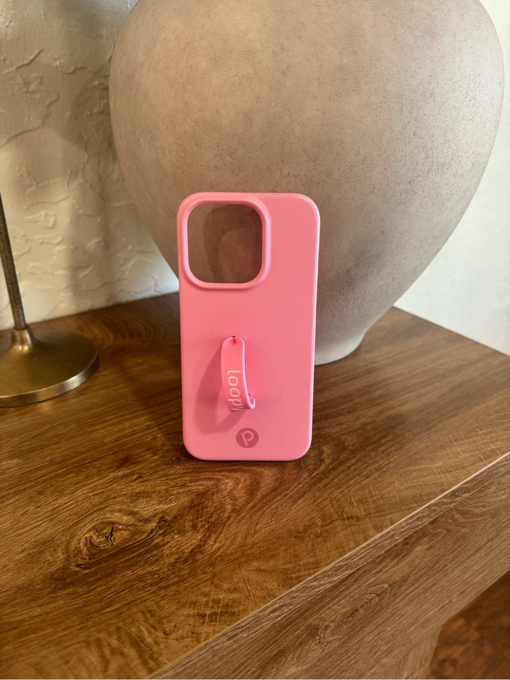 iPhone 15 Pro Bubblegum Loopy Case